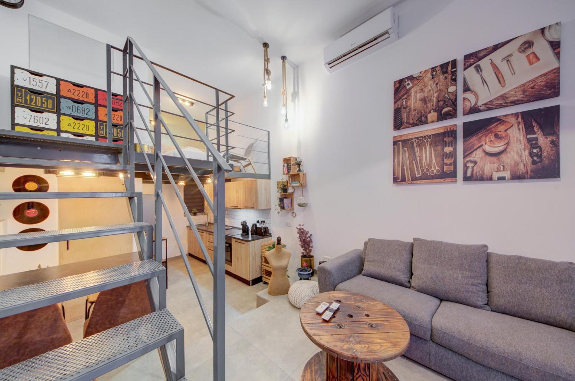 Unique Studio Loft, Walking Distance To Valletta Hamrun Bagian luar foto