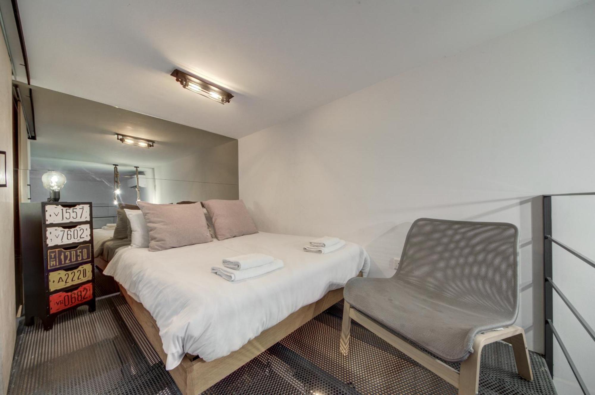 Unique Studio Loft, Walking Distance To Valletta Hamrun Bagian luar foto